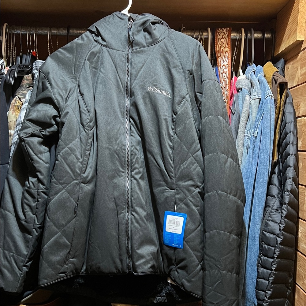 Columbia Women’s Dark Gray Puffer Jacket